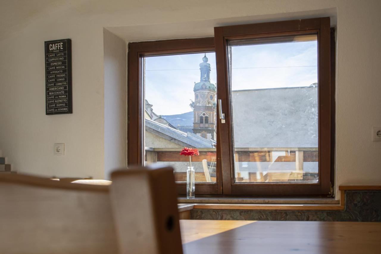 Cozy Old Town Apartment Hall in Tirol Bagian luar foto