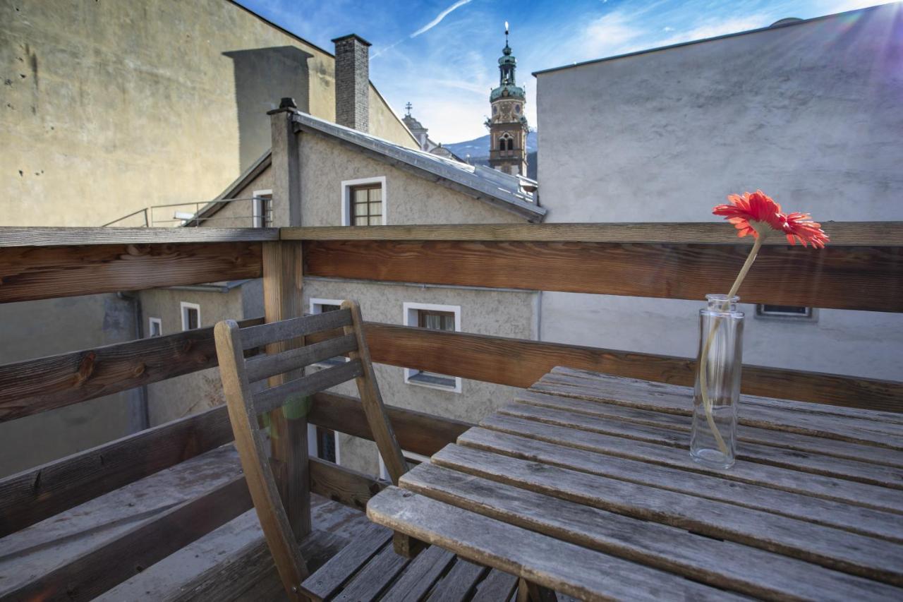 Cozy Old Town Apartment Hall in Tirol Bagian luar foto