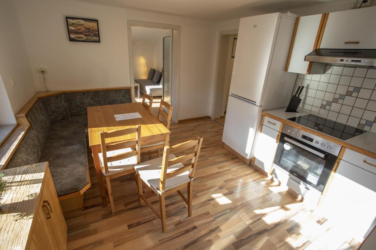 Cozy Old Town Apartment Hall in Tirol Bagian luar foto