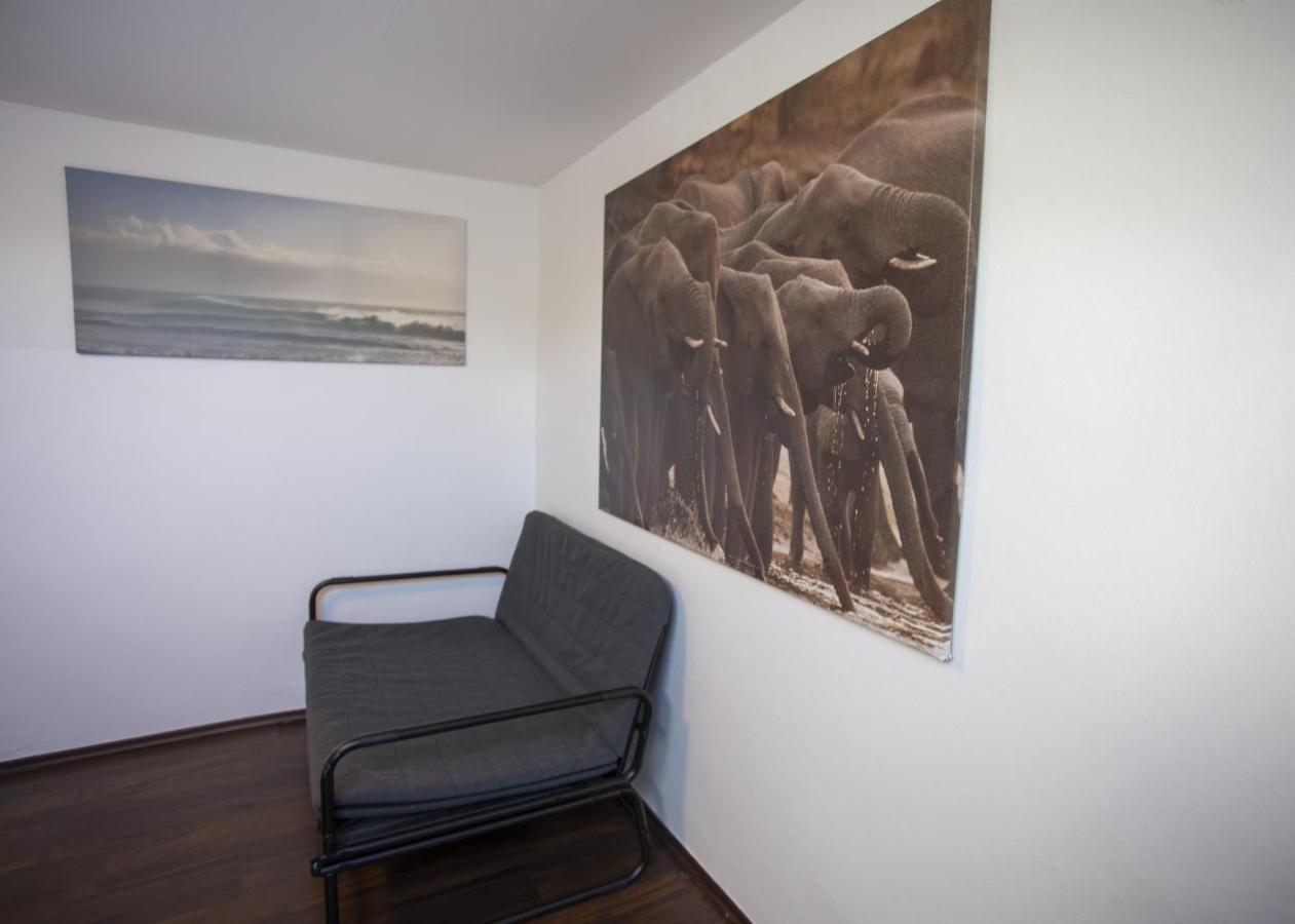 Cozy Old Town Apartment Hall in Tirol Bagian luar foto